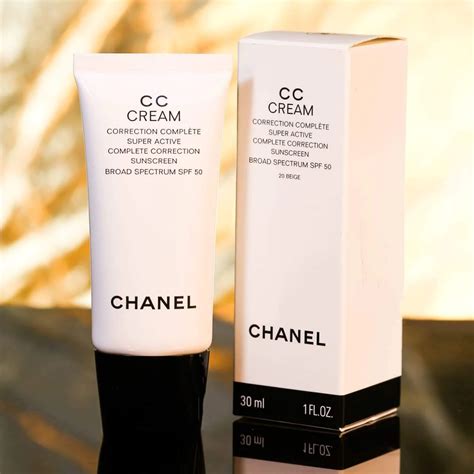 CHANEL Cc Cream 30 ml .